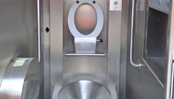 So sehen öffentliche Toiletten in Köln von innen aus. Foto: AWB